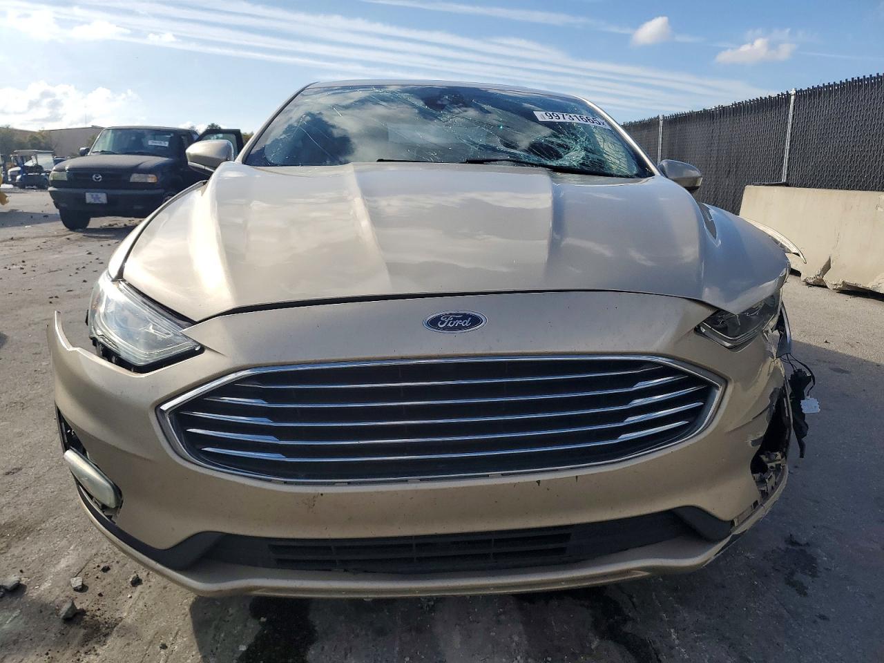 2019 FORD FUSION SE photo 5