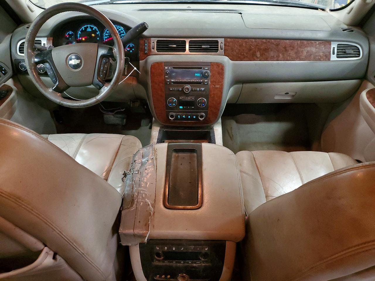 2007 CHEVROLET SUBURBAN K1500 photo 8