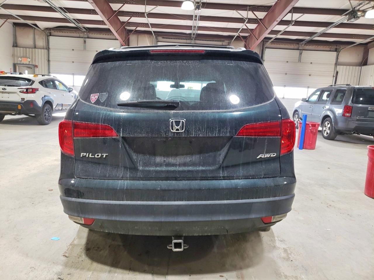 2016 HONDA PILOT EXL photo 6