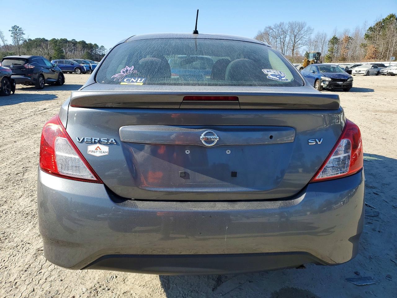 2018 NISSAN VERSA S photo 6