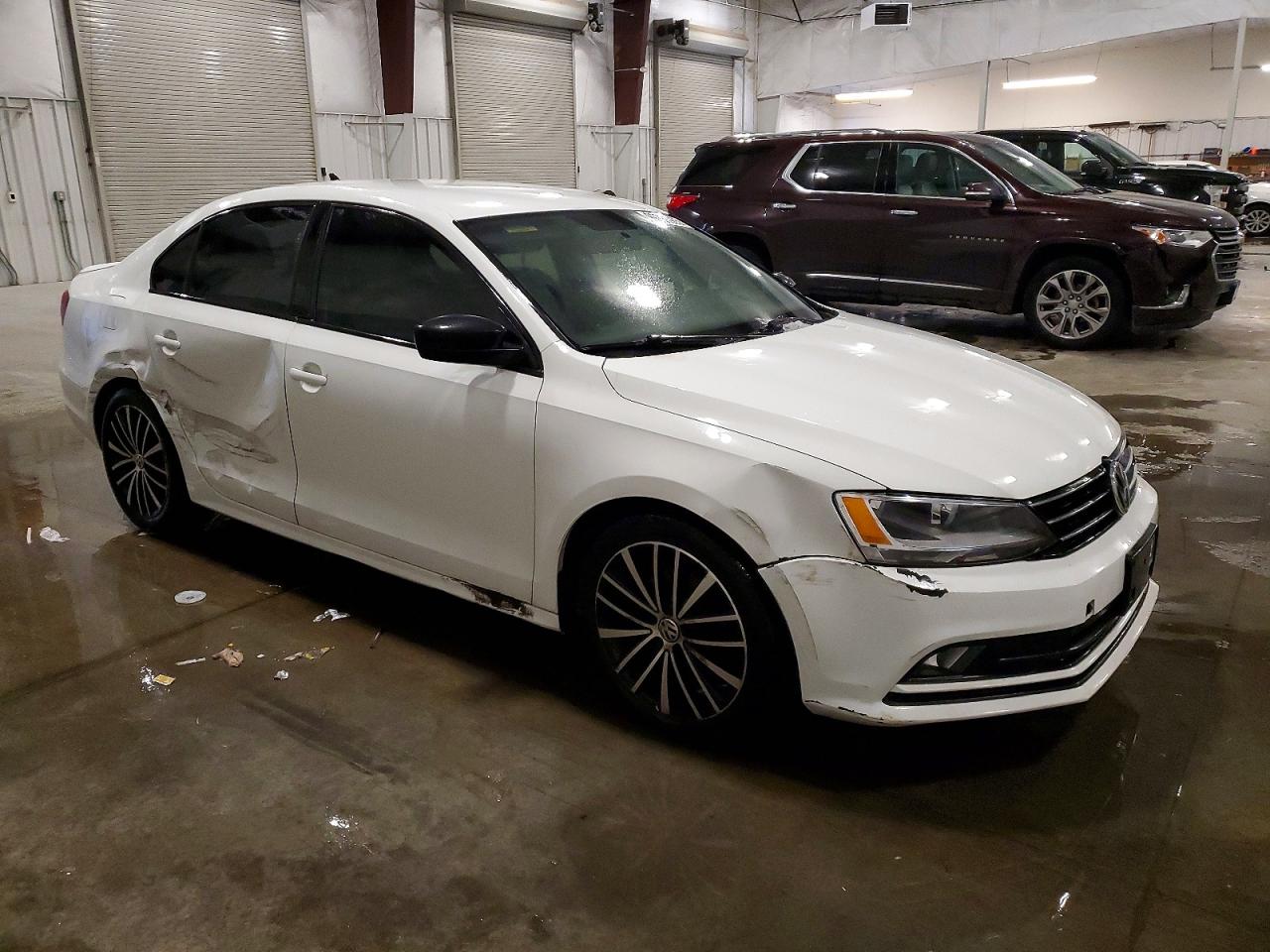 2016 VOLKSWAGEN JETTA SPORT photo 4