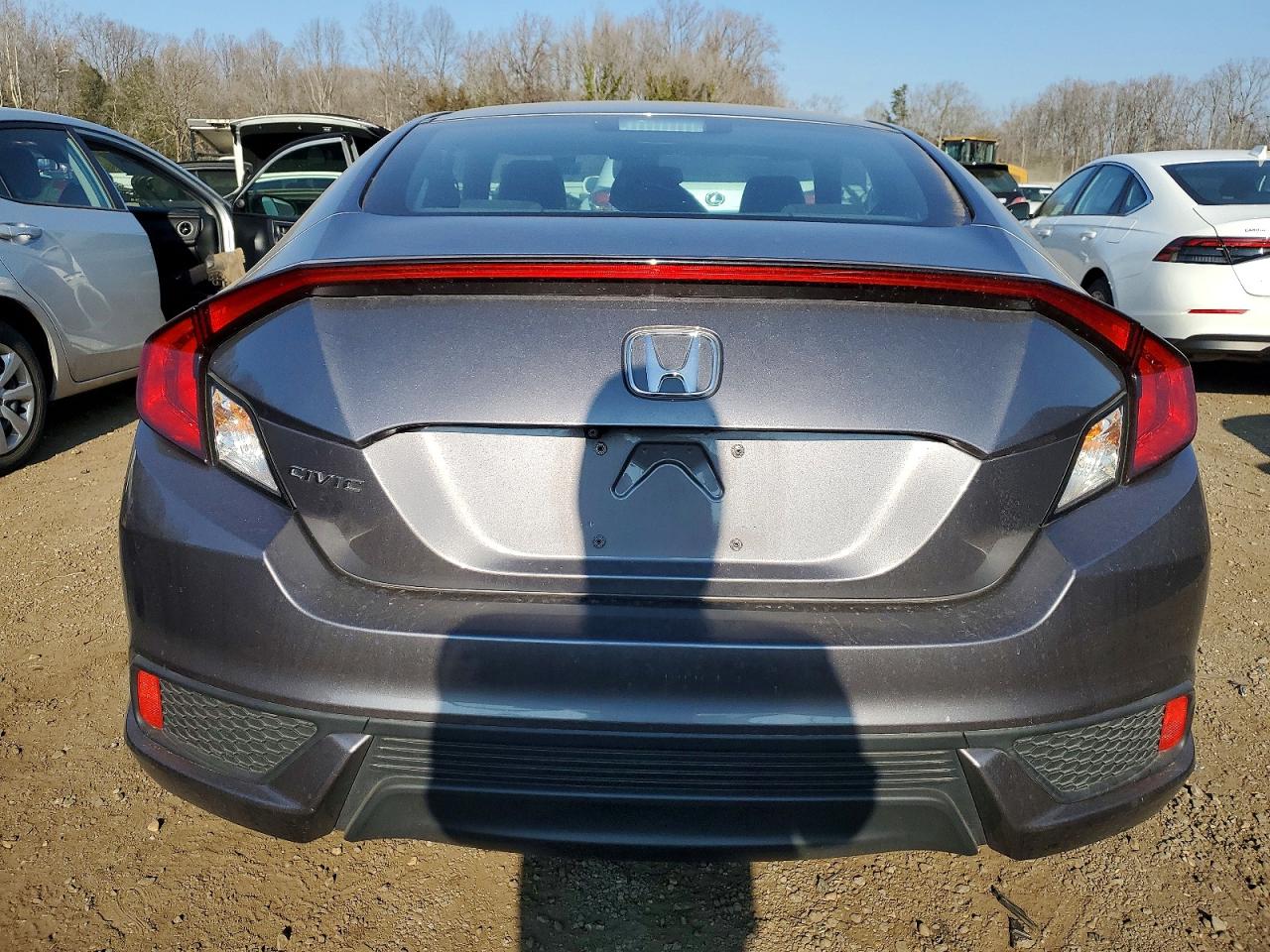 2016 HONDA CIVIC LX photo 6