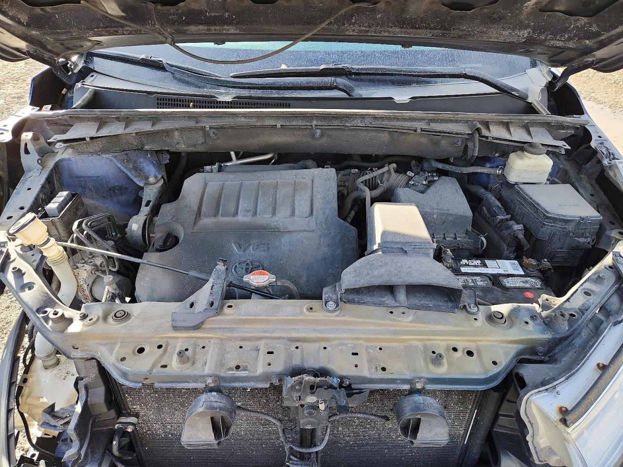 2016 TOYOTA HIGHLANDER LE photo 31