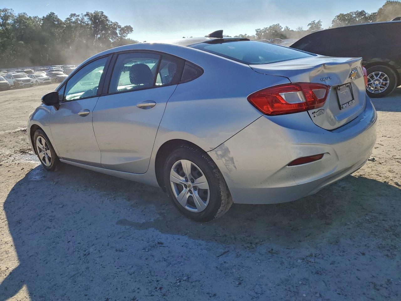 2017 CHEVROLET CRUZE LS photo 2