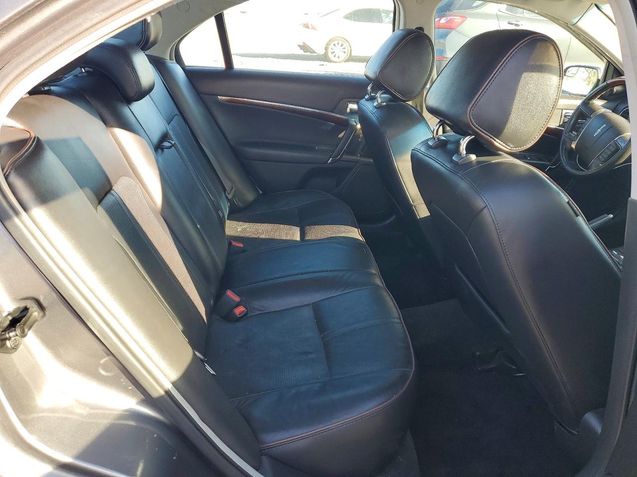 2011 LINCOLN MKZ HYBRID photo 10