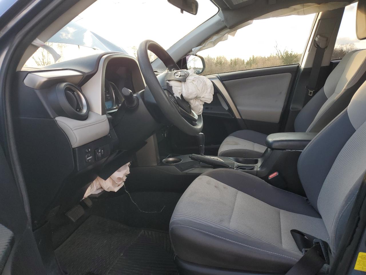 2014 TOYOTA RAV4 XLE photo 7