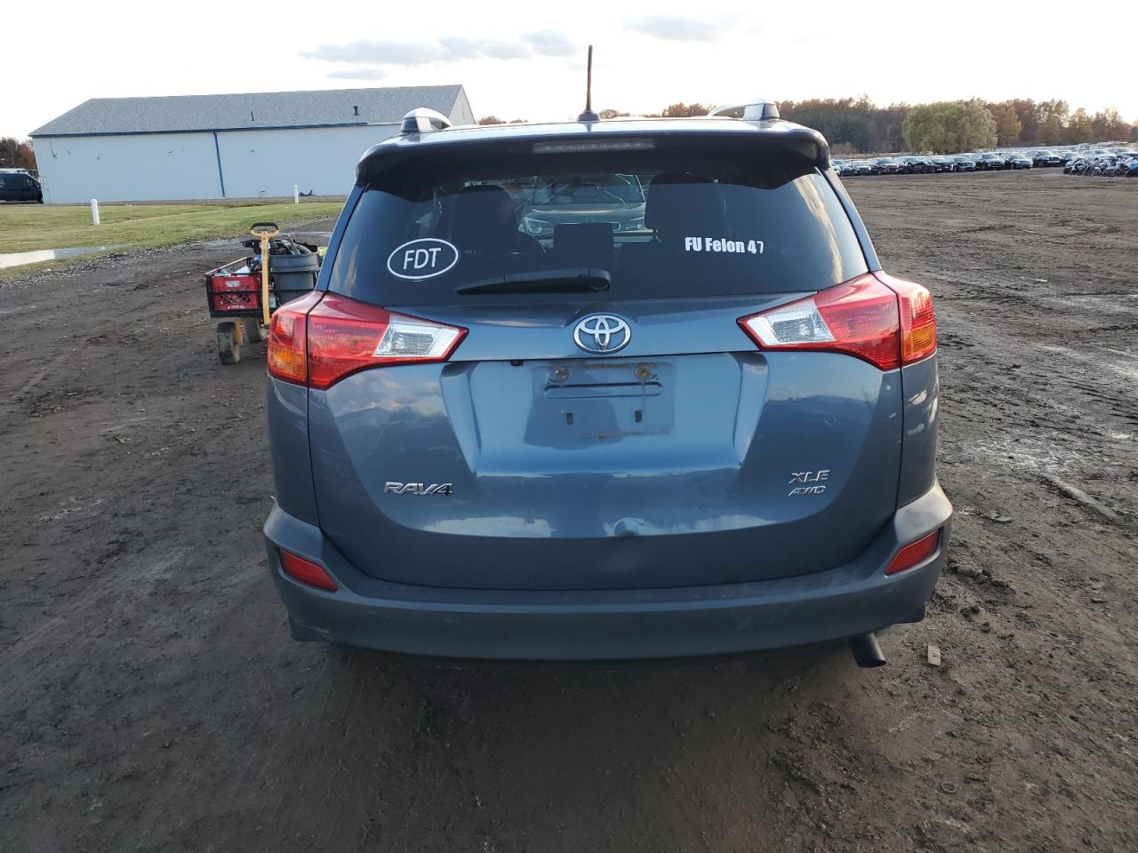2014 TOYOTA RAV4 XLE photo 6