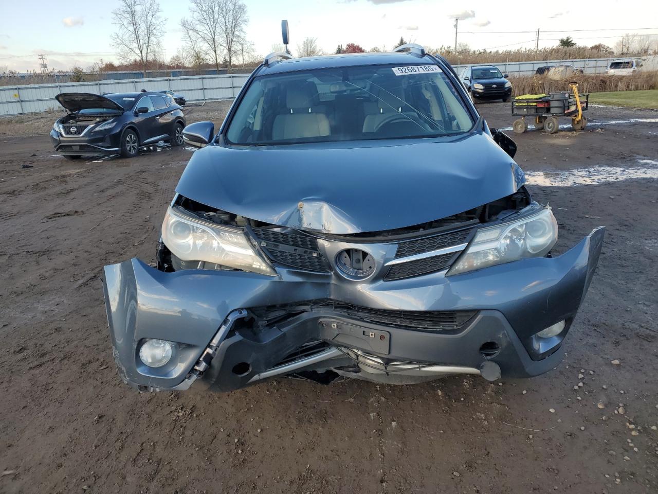 2014 TOYOTA RAV4 XLE photo 5