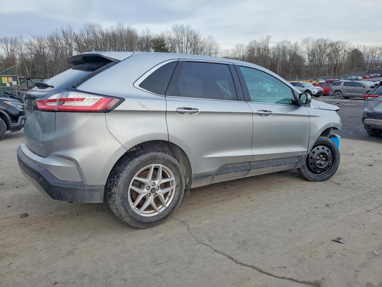 2024 FORD EDGE SEL photo 3