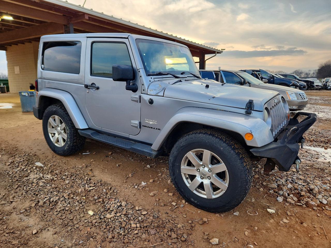 2013 JEEP WRANGLER SAHARA photo 4