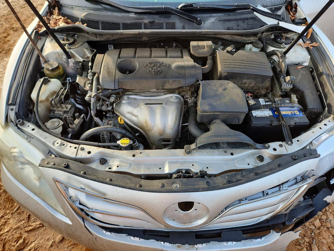2011 TOYOTA CAMRY BASE photo 11