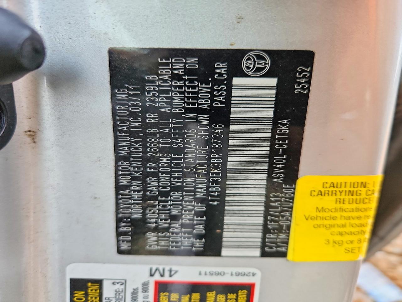 2011 TOYOTA CAMRY BASE photo 12