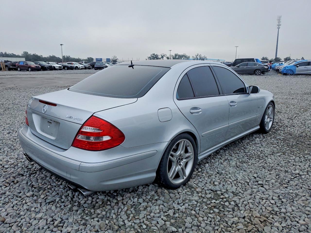 2006 MERCEDES-BENZ E 55 AMG photo 3