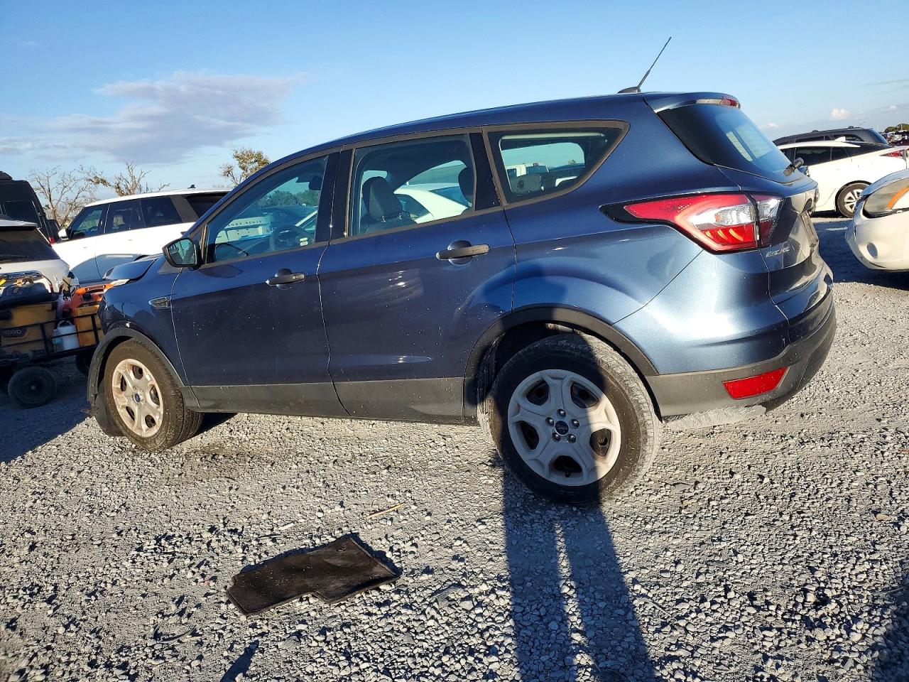 2018 FORD ESCAPE S photo 2