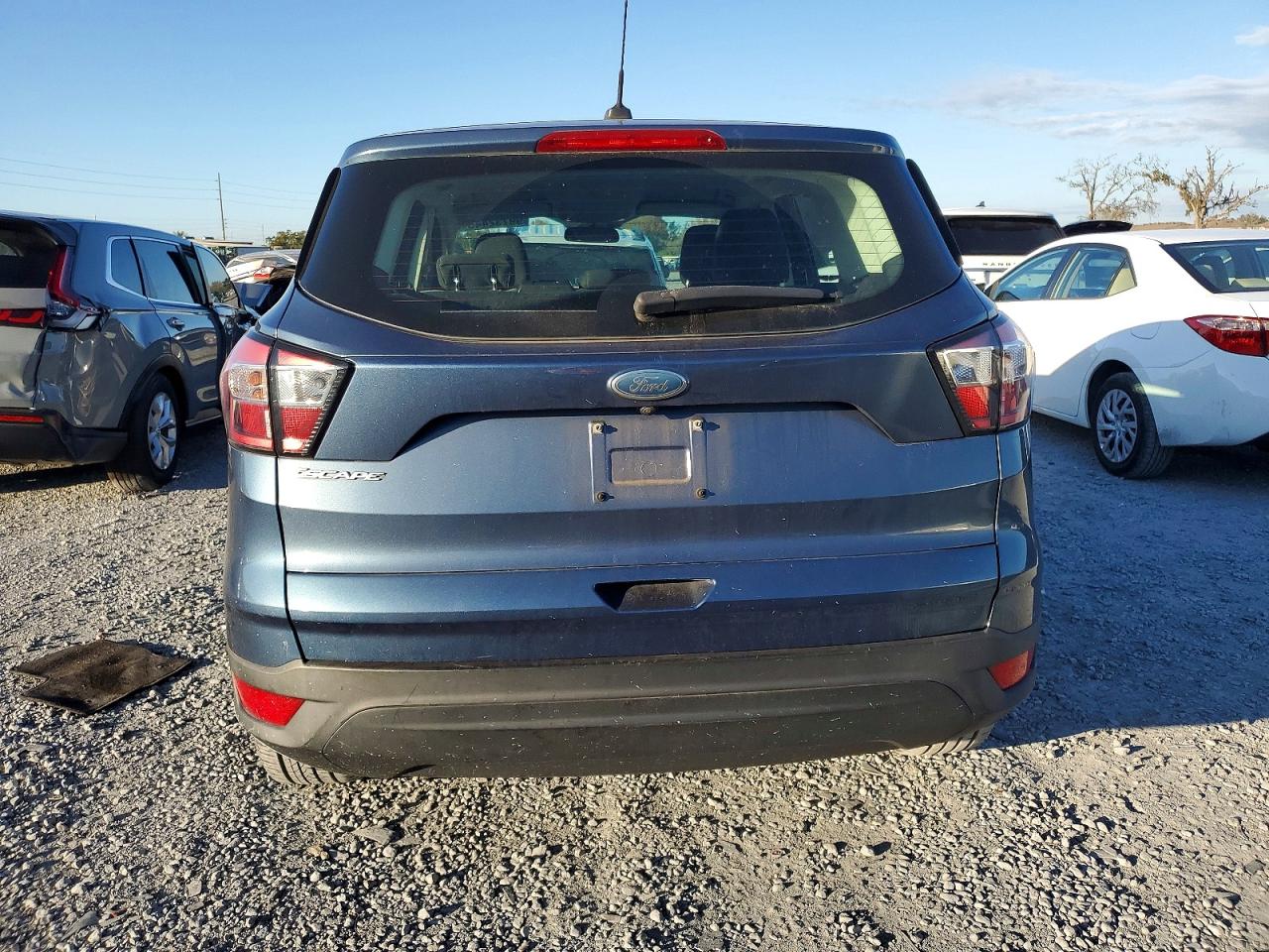 2018 FORD ESCAPE S photo 6