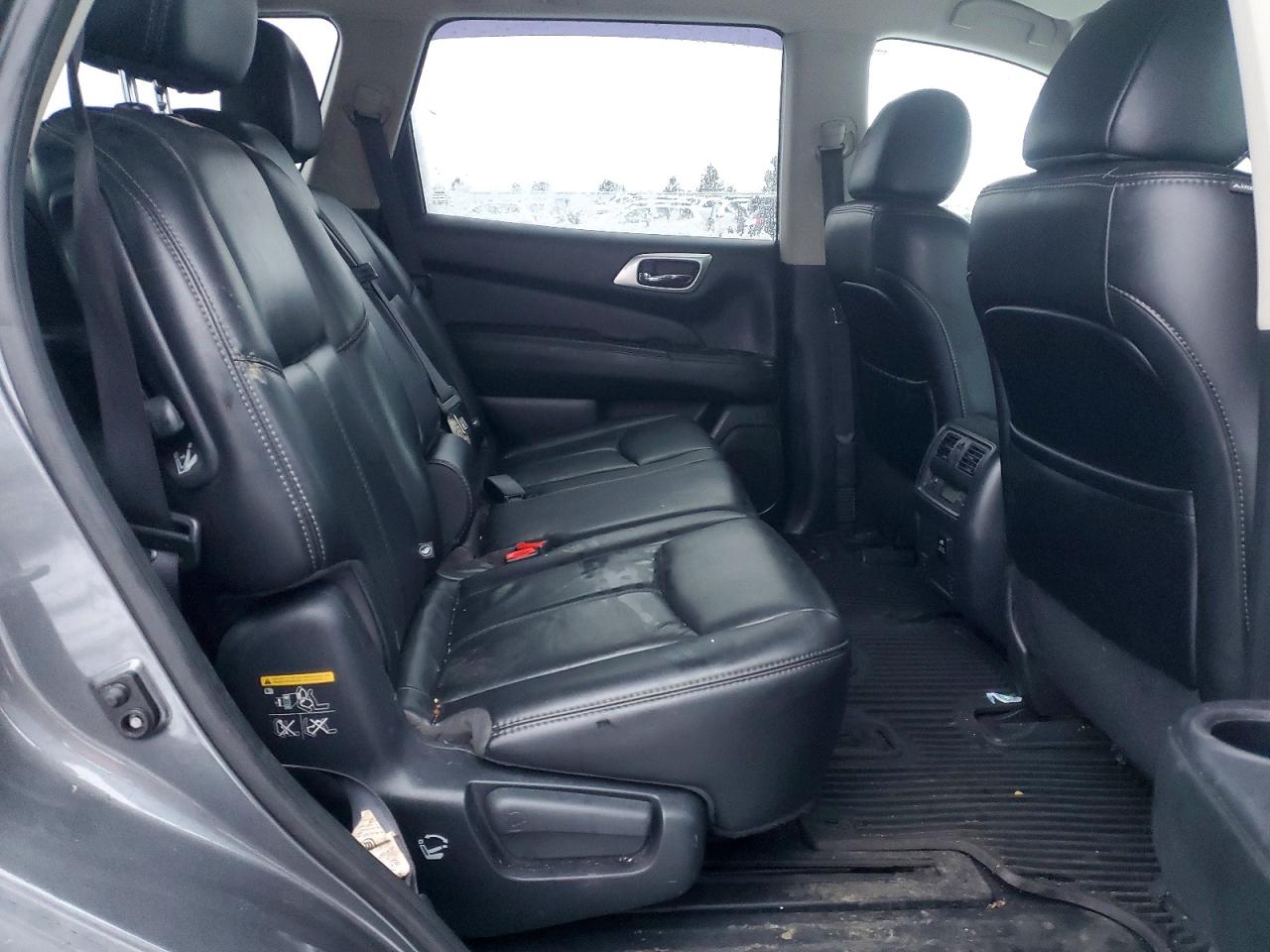 2017 NISSAN PATHFINDER S photo 11