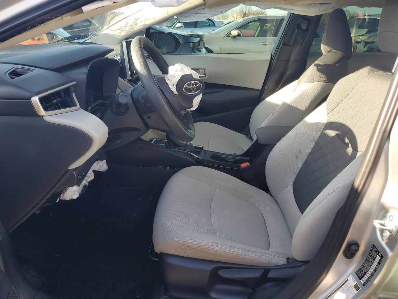 2020 TOYOTA COROLLA LE photo 7