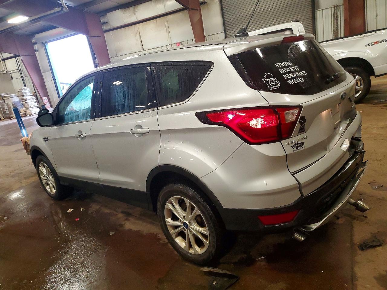 2019 FORD ESCAPE SE photo 3