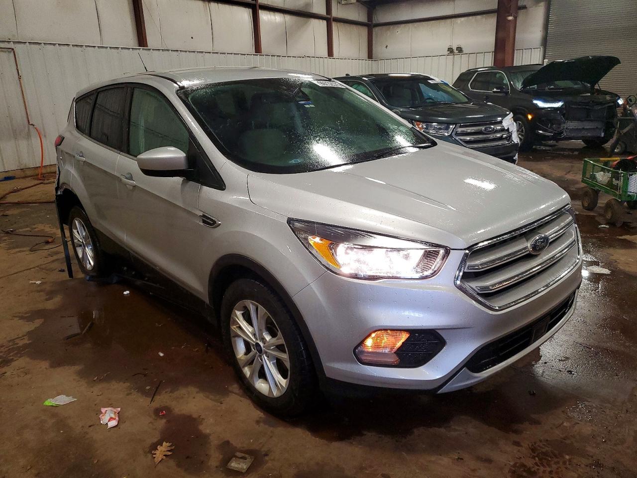 2019 FORD ESCAPE SE photo 7