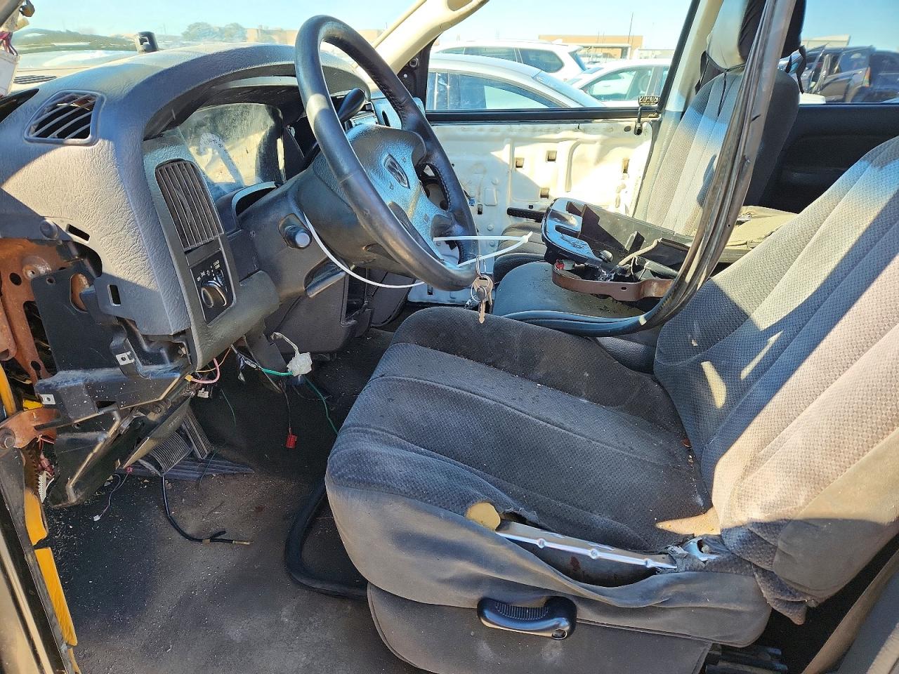 2002 DODGE RAM 1500 photo 7