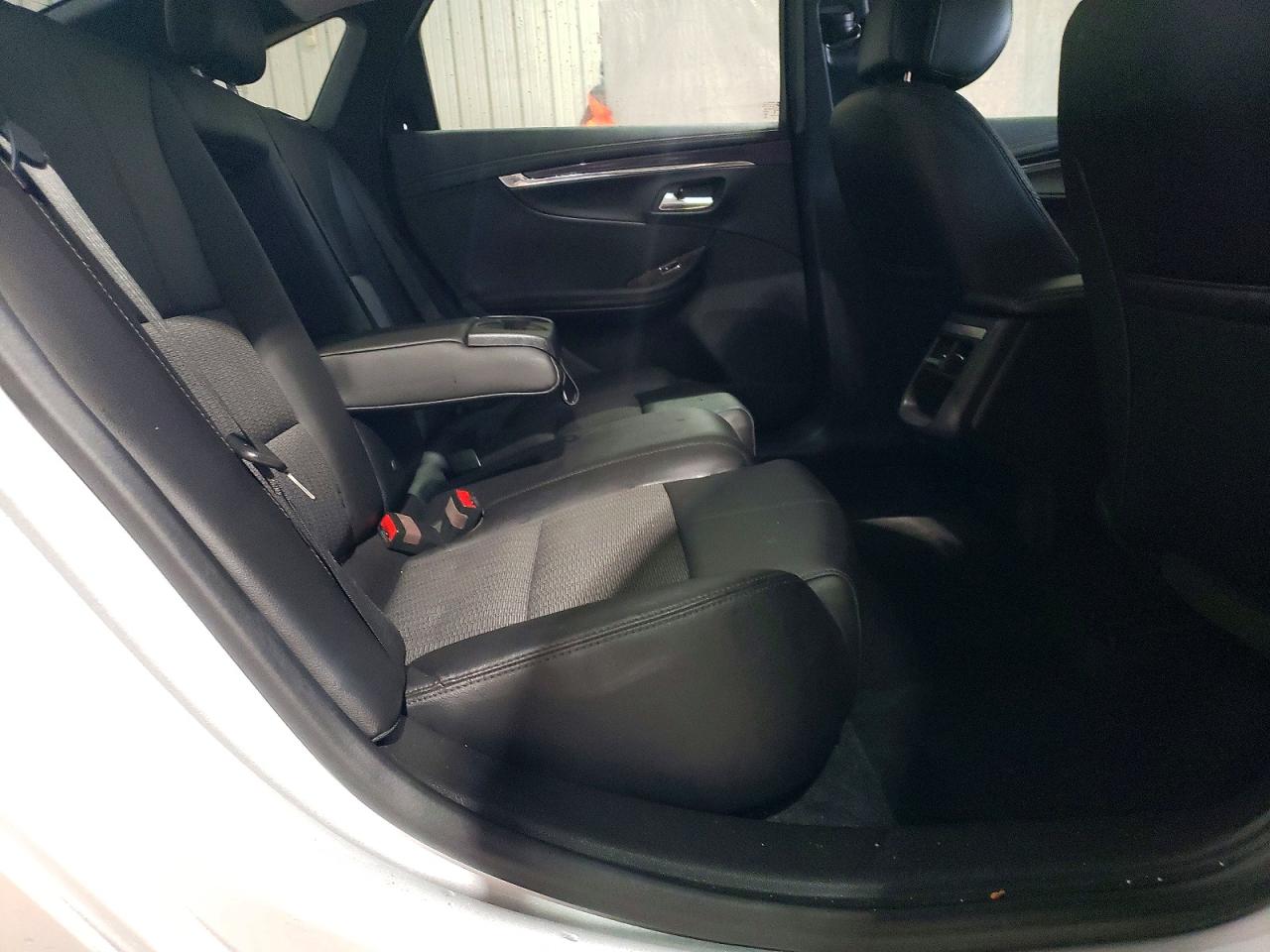 2014 CHEVROLET IMPALA LT photo 10