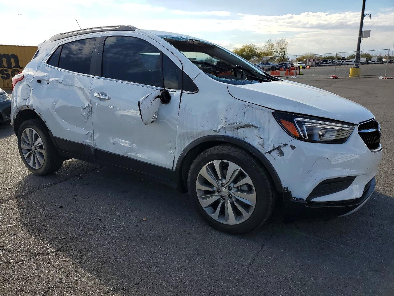 2017 BUICK ENCORE PREFERRED photo 4