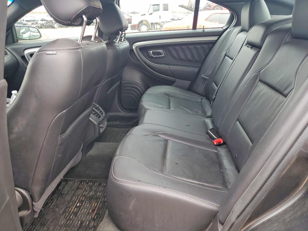 2018 FORD TAURUS SEL photo 10