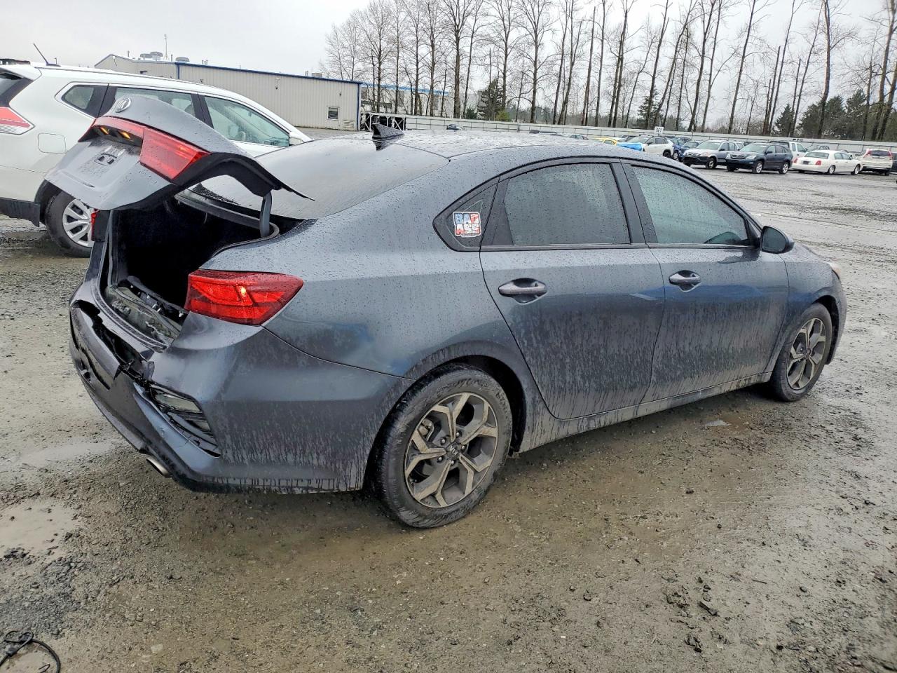 2021 KIA FORTE LXS photo 3