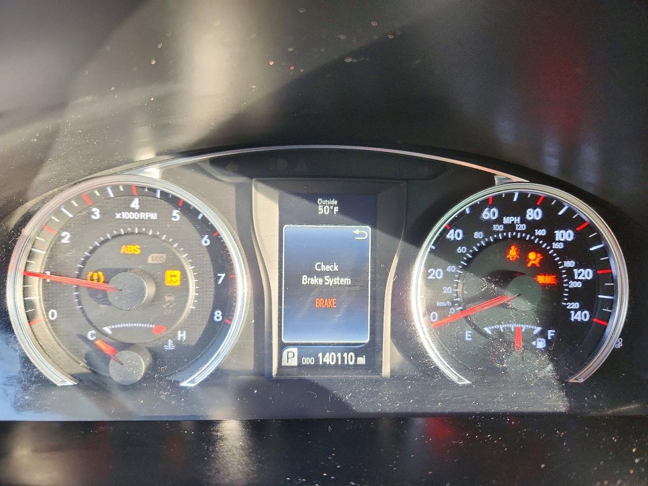 2017 TOYOTA CAMRY LE photo 9