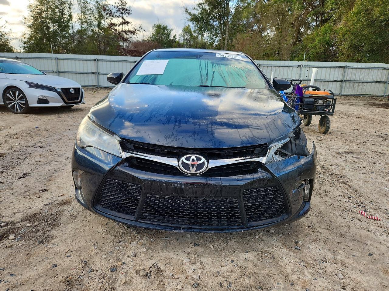 2017 TOYOTA CAMRY LE photo 5