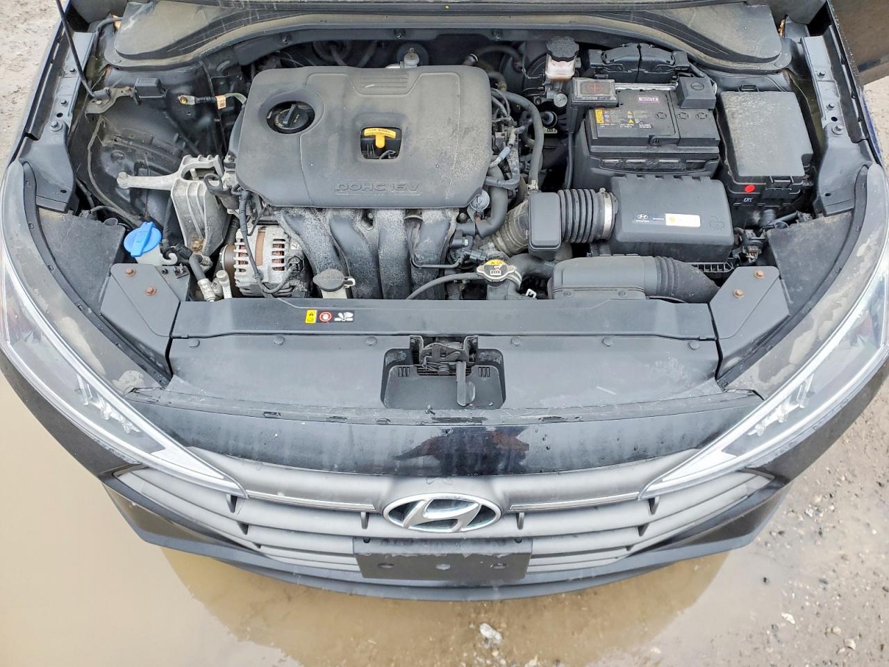 2019 HYUNDAI ELANTRA SE photo 11