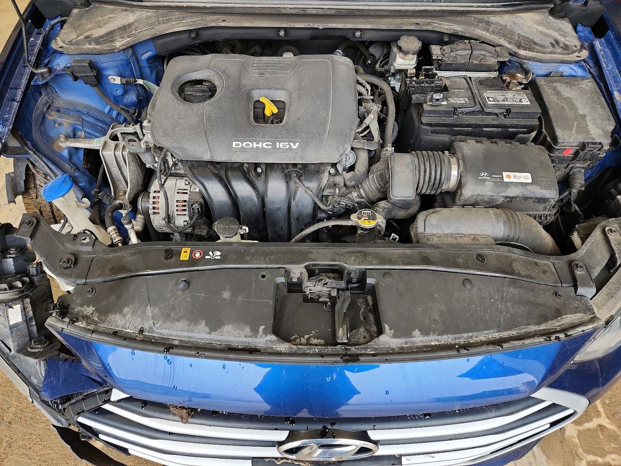 2017 HYUNDAI ELANTRA SE photo 11