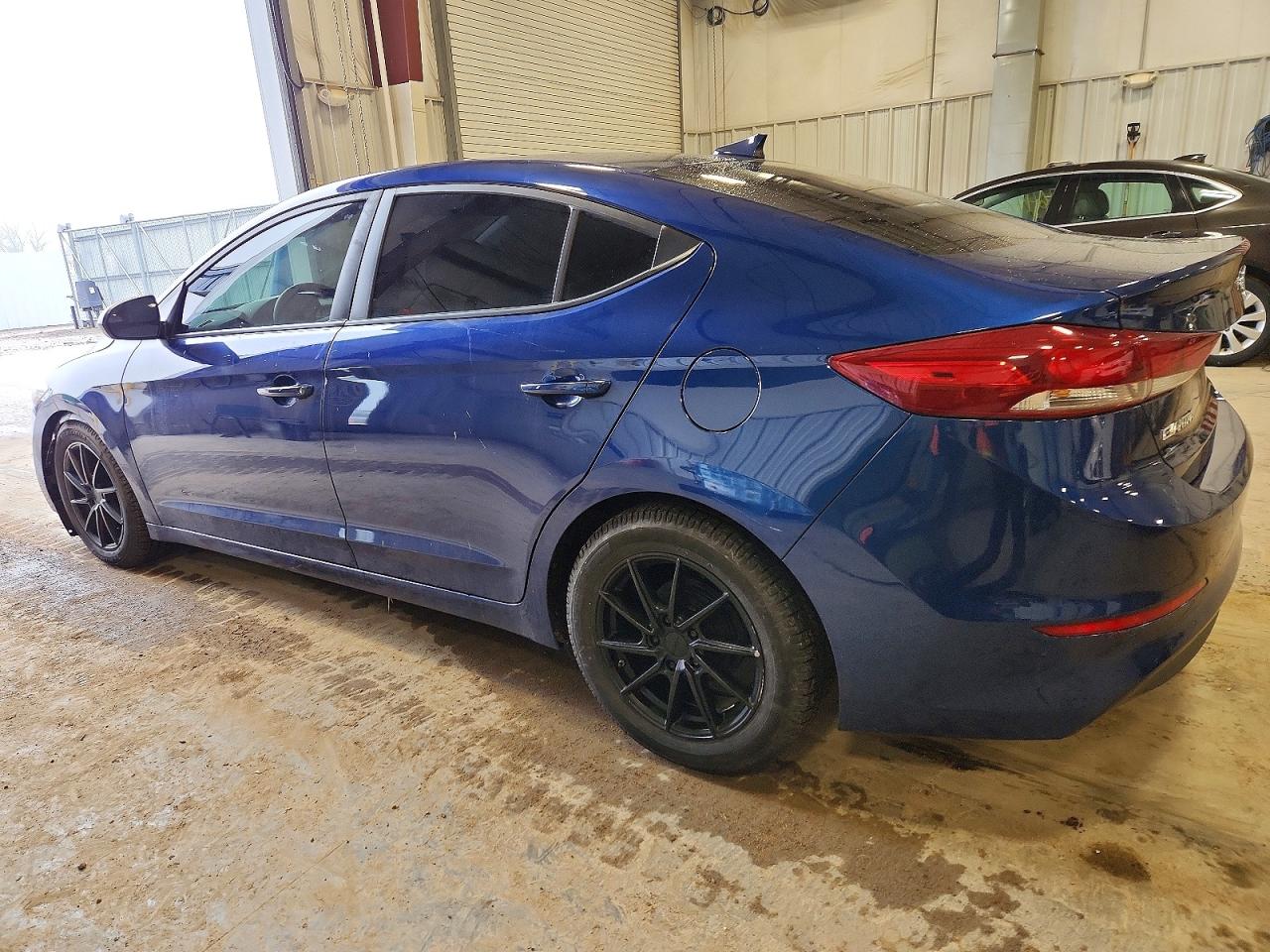 2017 HYUNDAI ELANTRA SE photo 2