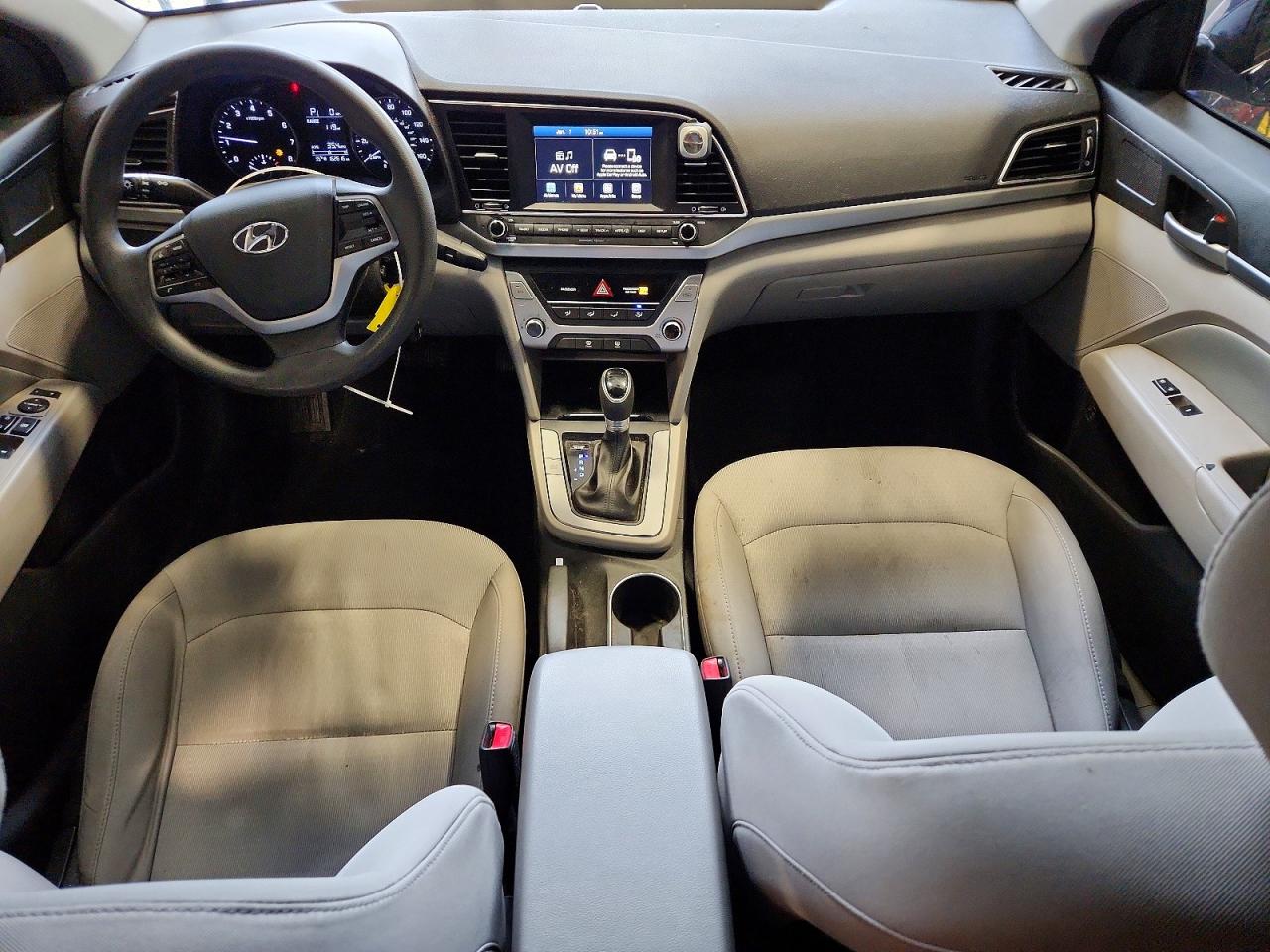 2017 HYUNDAI ELANTRA SE photo 8