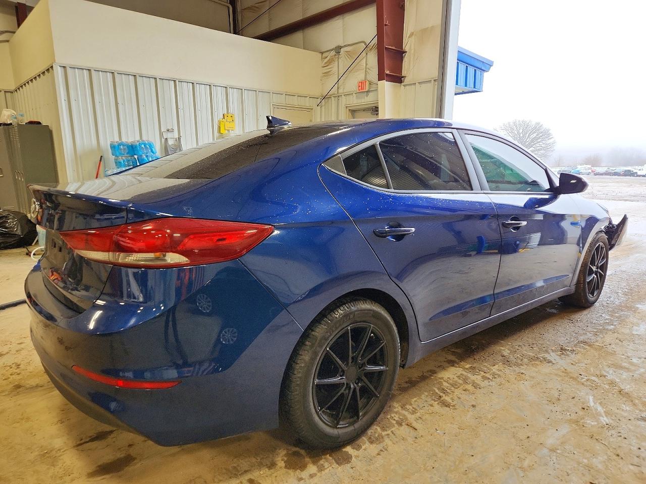 2017 HYUNDAI ELANTRA SE photo 3