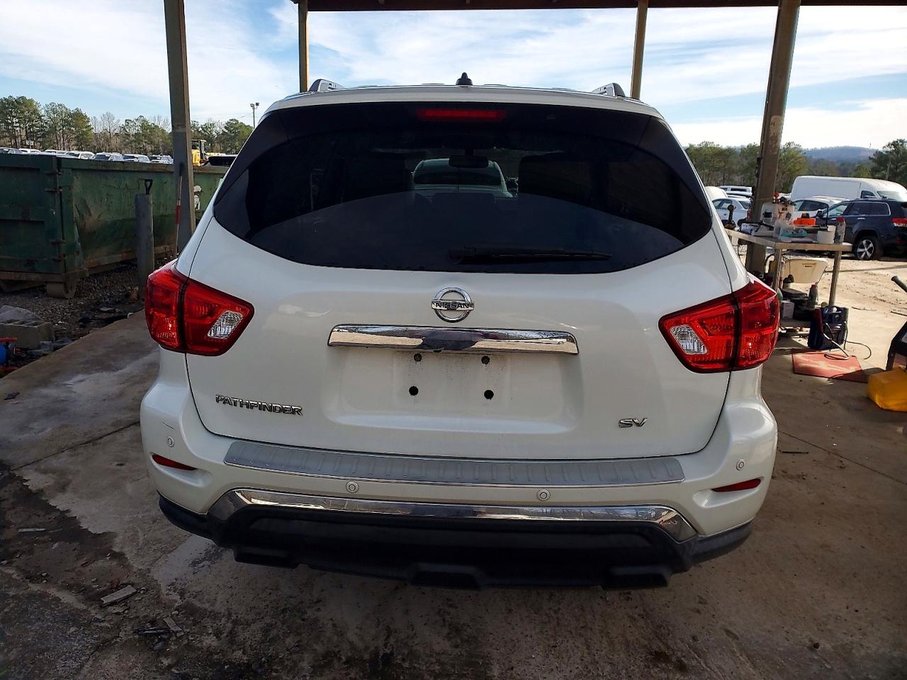 2017 NISSAN PATHFINDER S photo 6