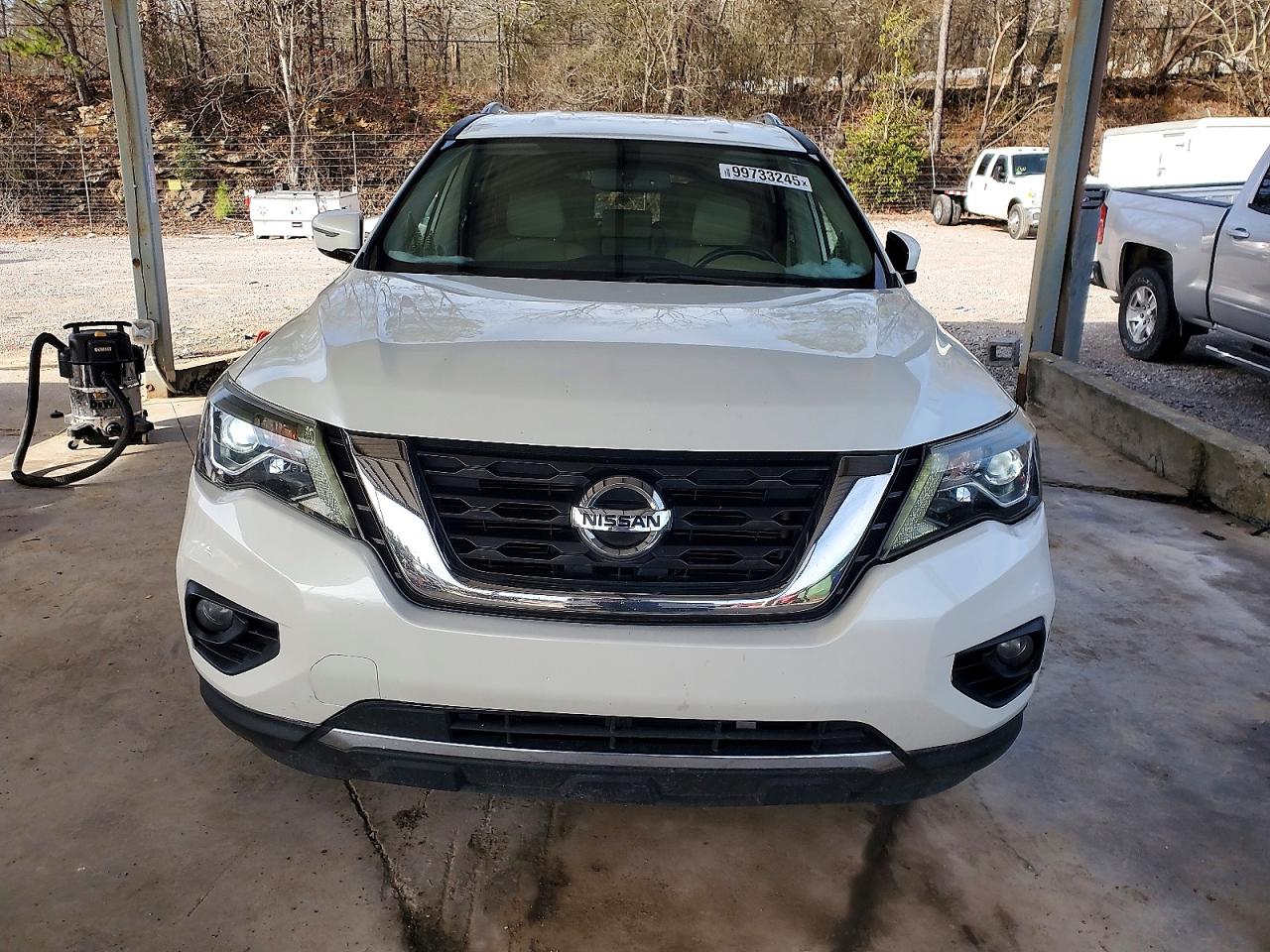 2017 NISSAN PATHFINDER S photo 5