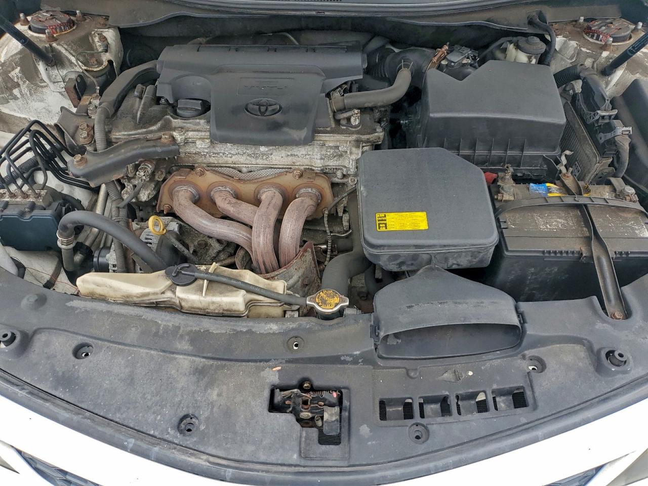 2013 TOYOTA CAMRY L photo 11