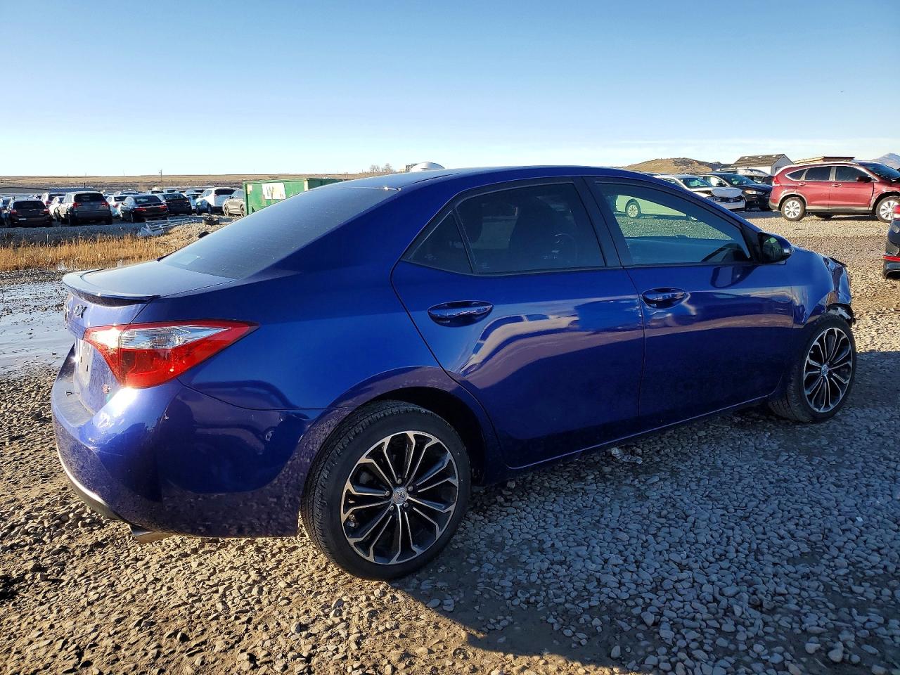 2015 TOYOTA COROLLA L photo 3