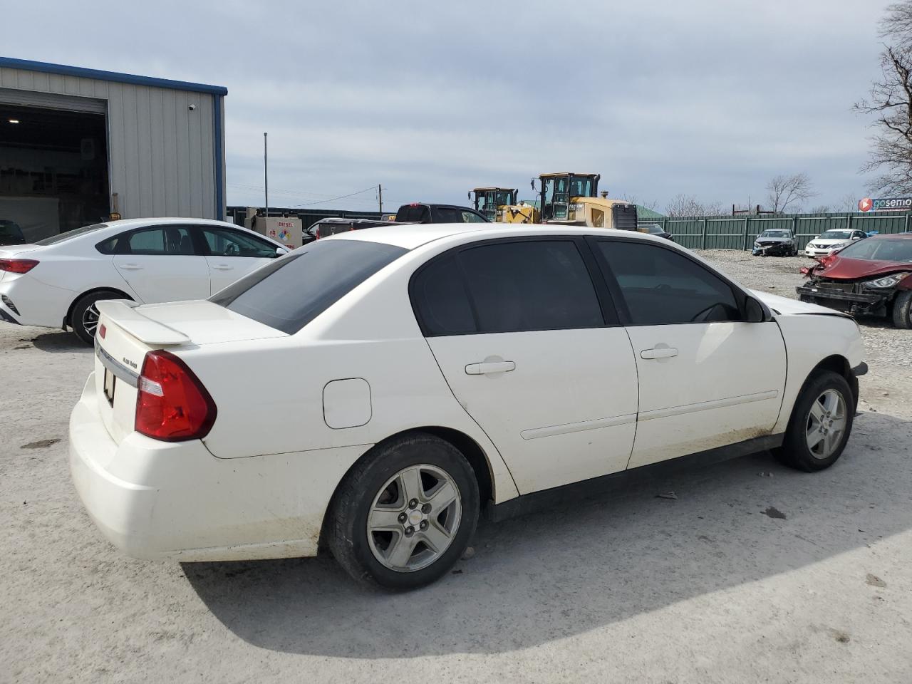 2005 CHEVROLET MALIBU LS photo 3