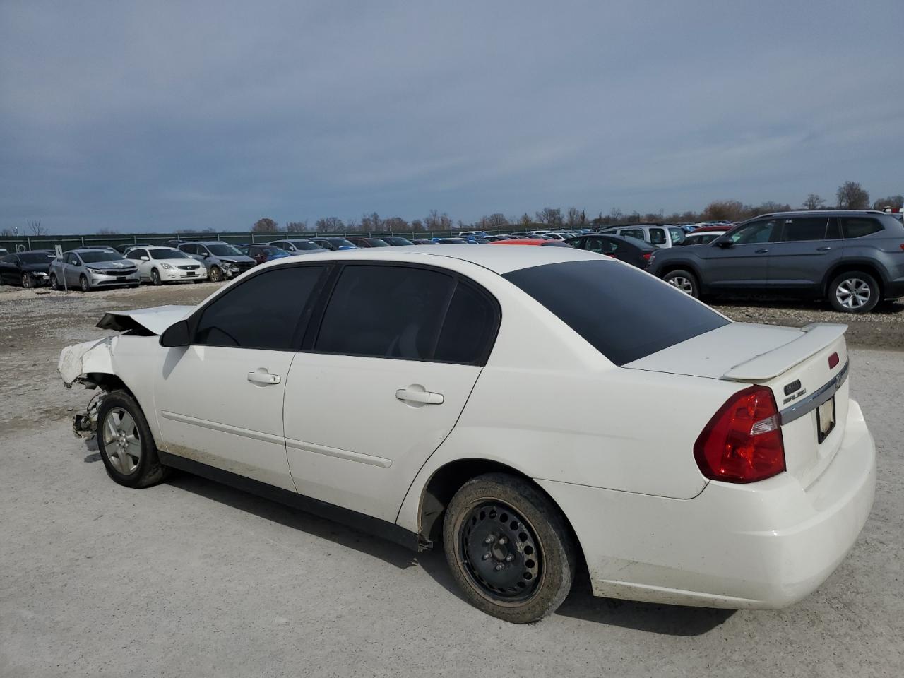 2005 CHEVROLET MALIBU LS photo 2