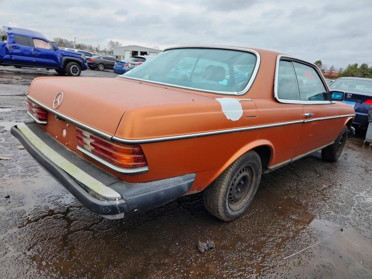 1985 MERCEDES-BENZ 300 CDT photo 3