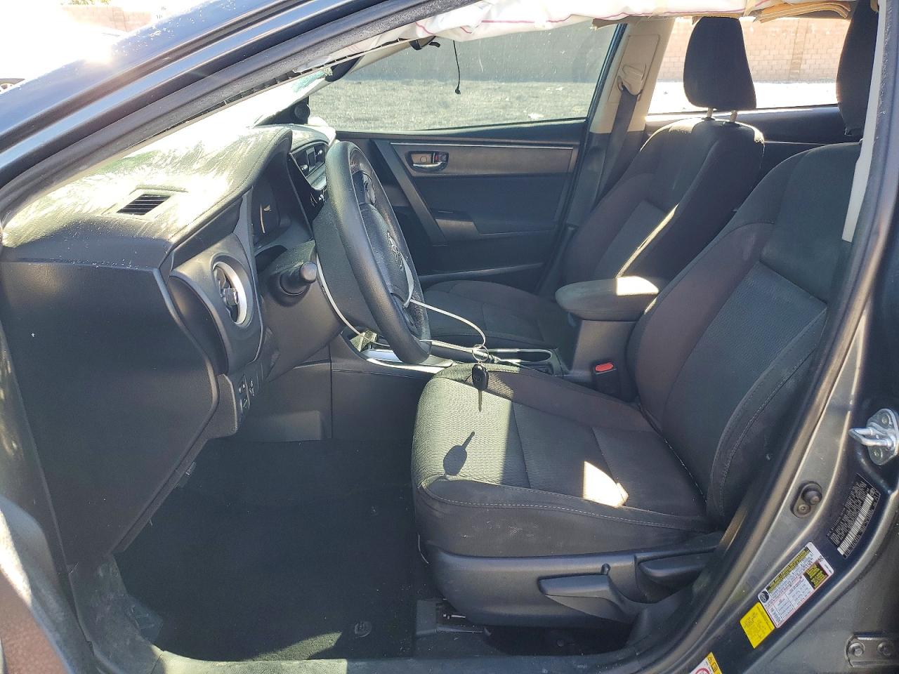 2017 TOYOTA COROLLA L photo 7