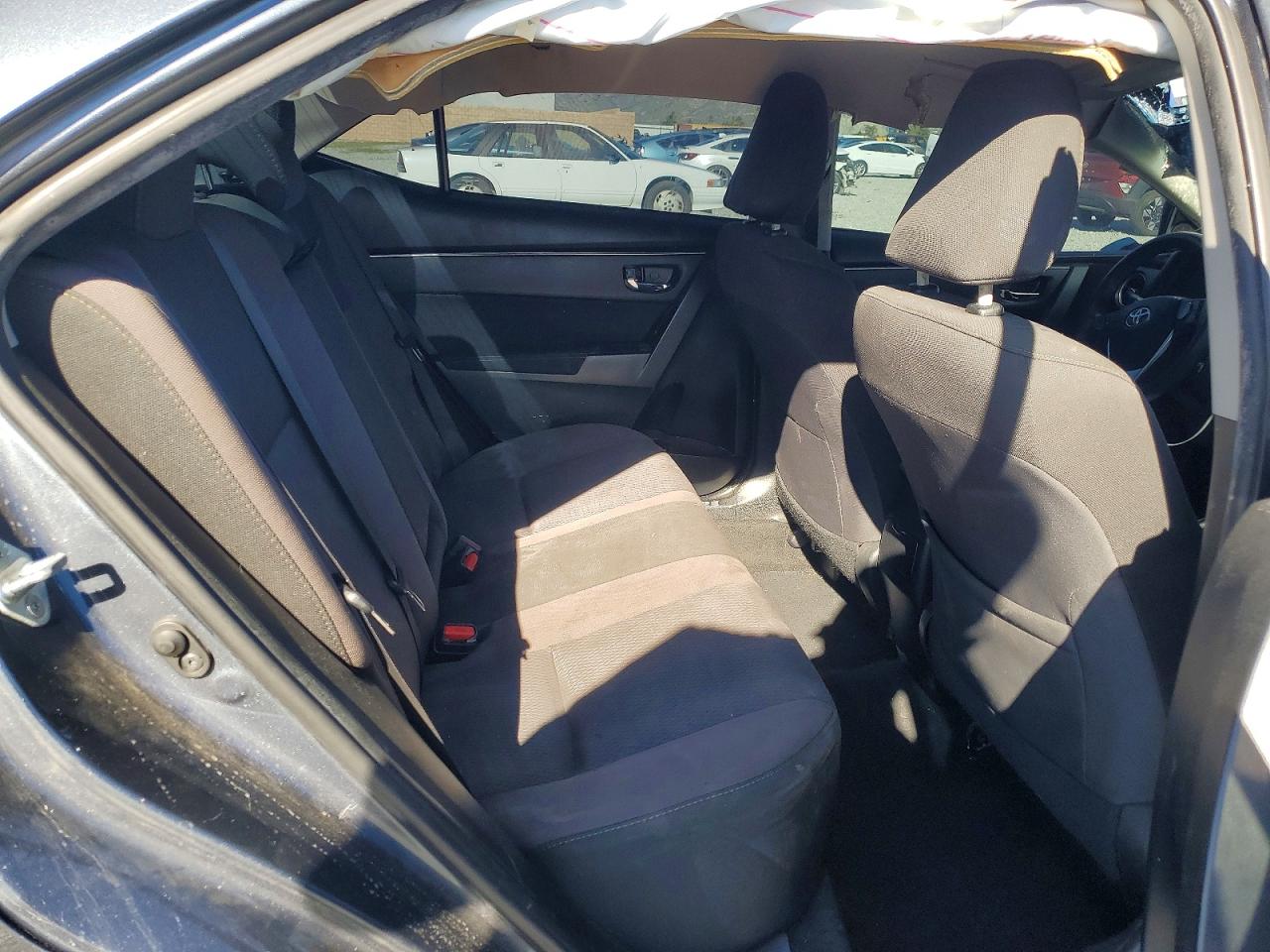 2017 TOYOTA COROLLA L photo 10