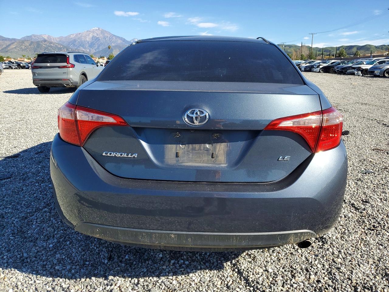2017 TOYOTA COROLLA L photo 6