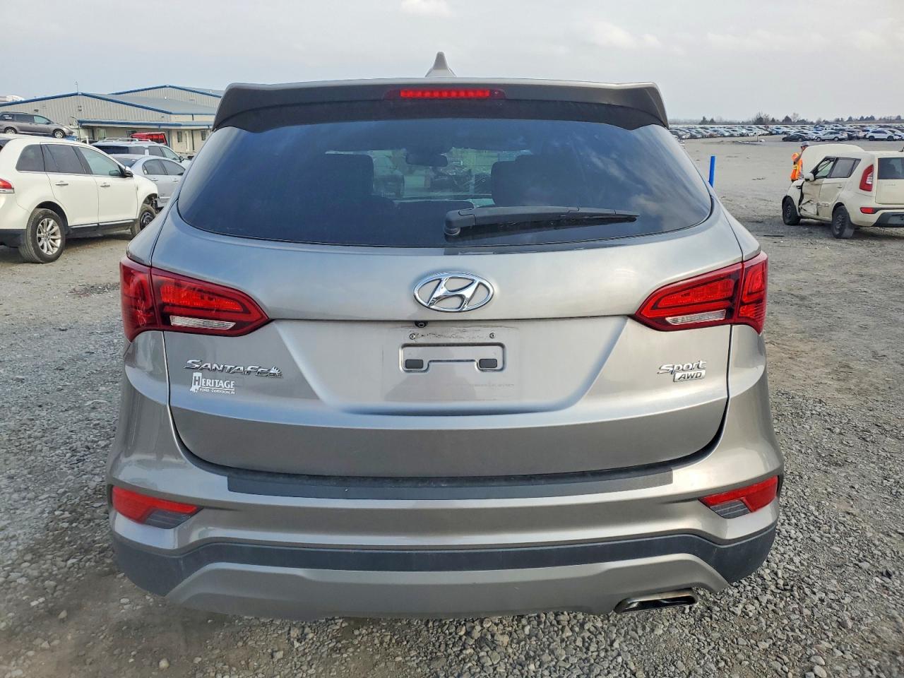 2017 HYUNDAI SANTA FE SPORT photo 6