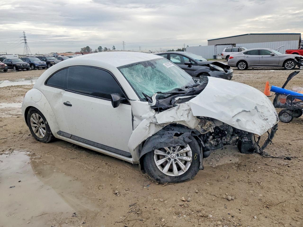 2017 VOLKSWAGEN BEETLE 1.8T photo 4