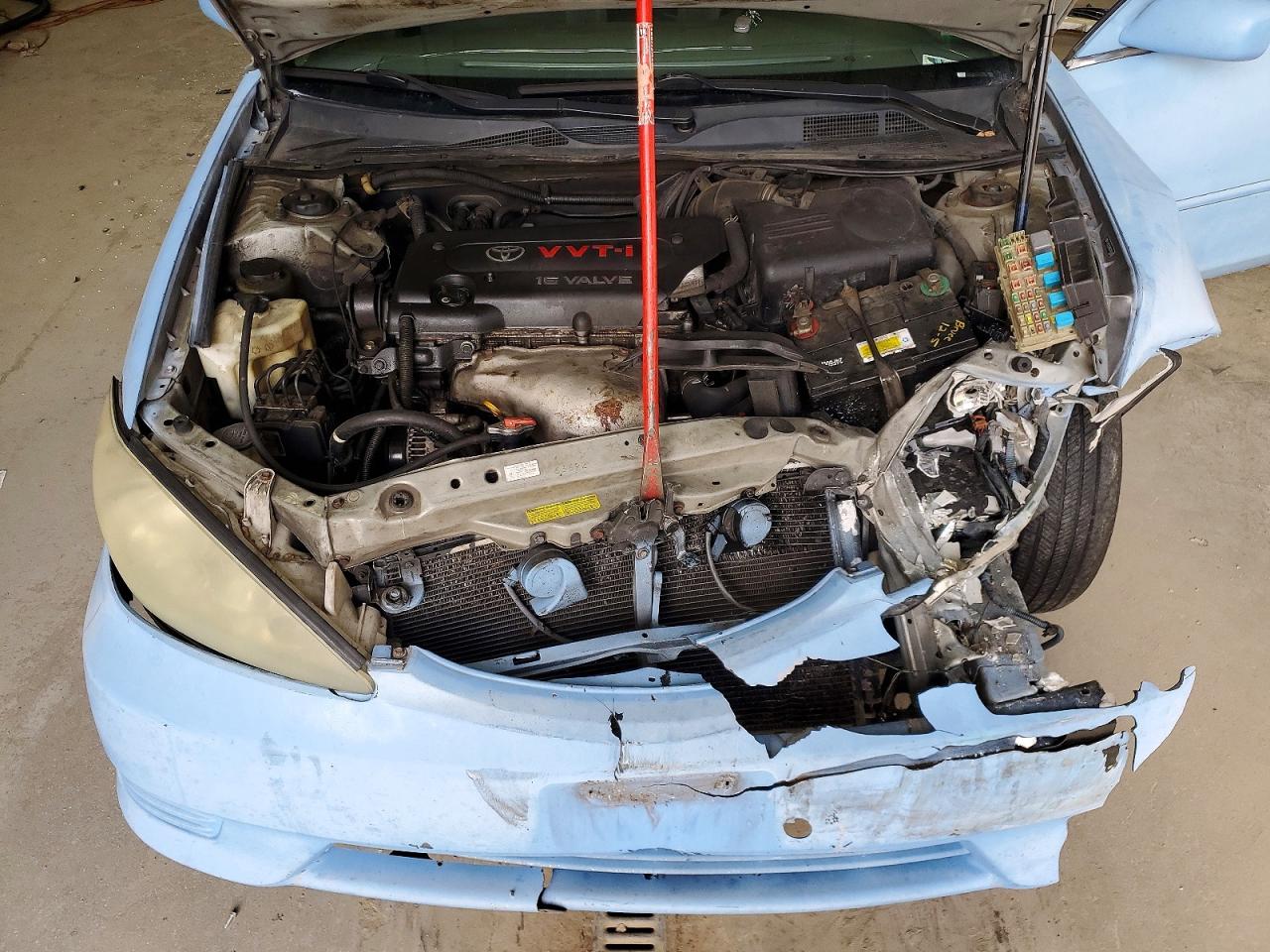 2005 TOYOTA CAMRY LE photo 11