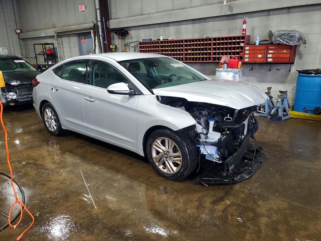 2019 HYUNDAI ELANTRA SEL photo 4