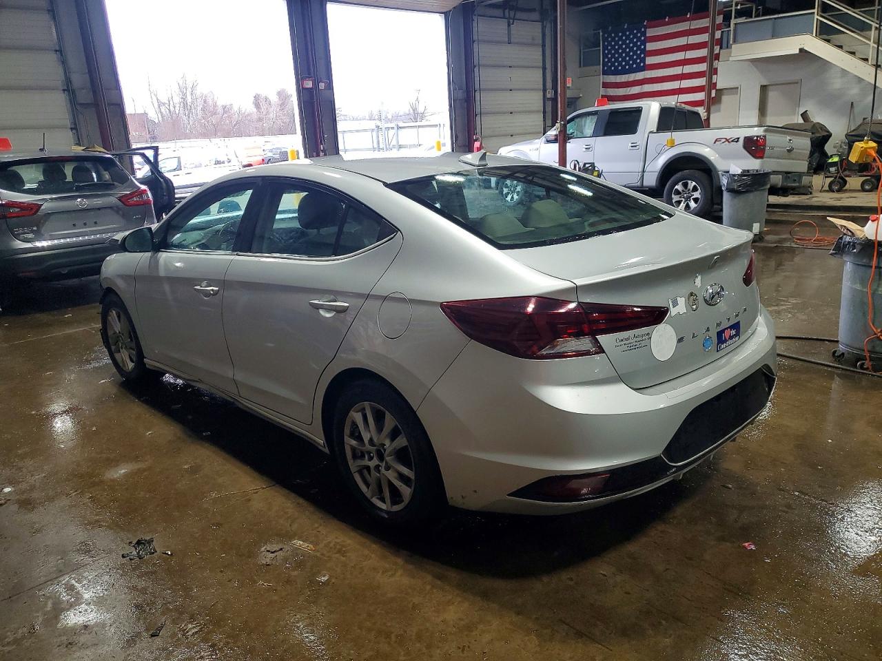 2019 HYUNDAI ELANTRA SEL photo 2
